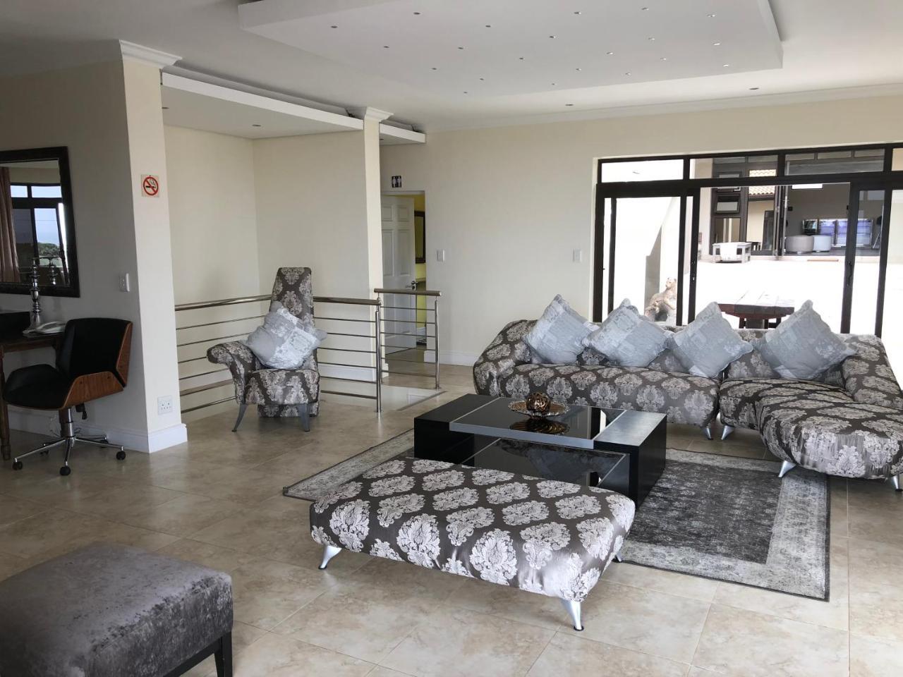 Coral Beach Bed & Breakfast East London Esterno foto