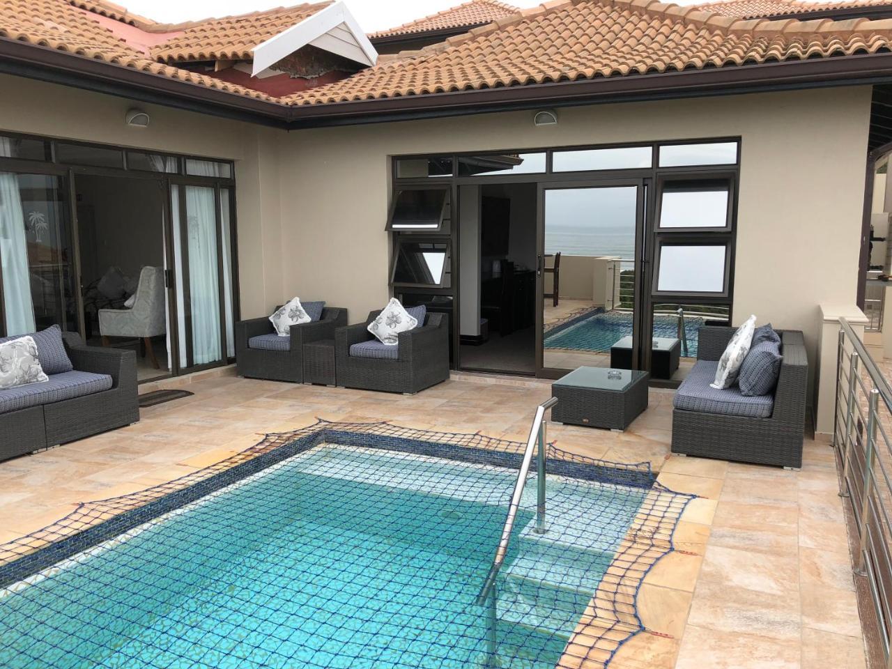 Coral Beach Bed & Breakfast East London Esterno foto