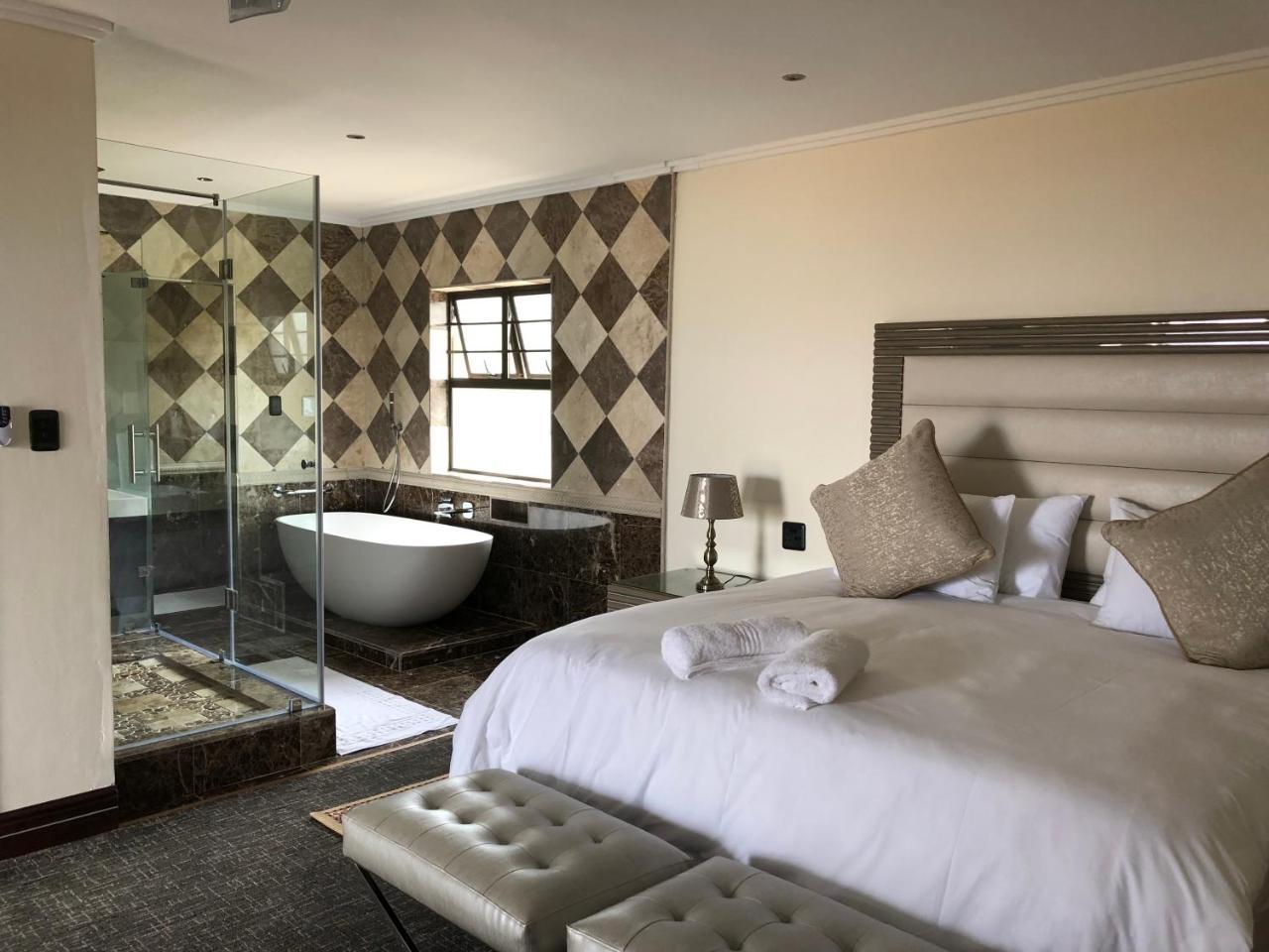 Coral Beach Bed & Breakfast East London Esterno foto